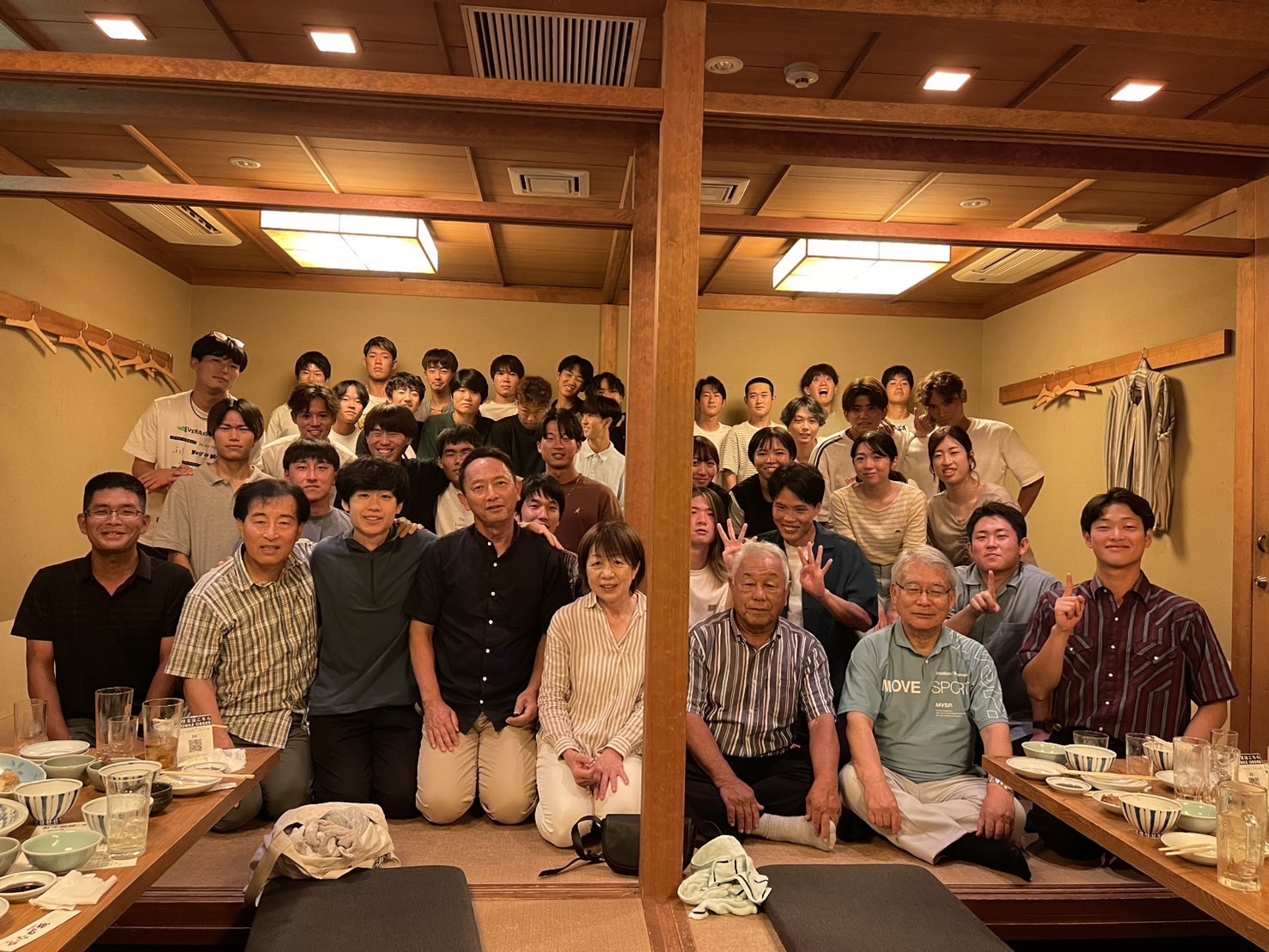 夏の後援会テニス大会を行いました。